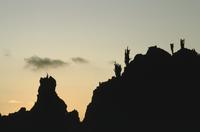 Devil's Crown, sunset and silhouettes